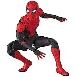 MAFEX Spider-Man Upgraded Suit Spider-Man: Far from