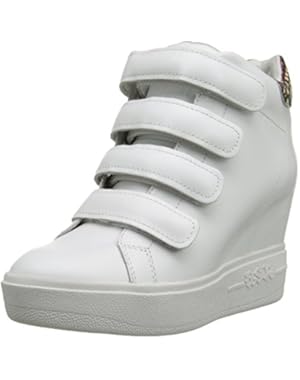 Women's Attack Fashion Sneaker