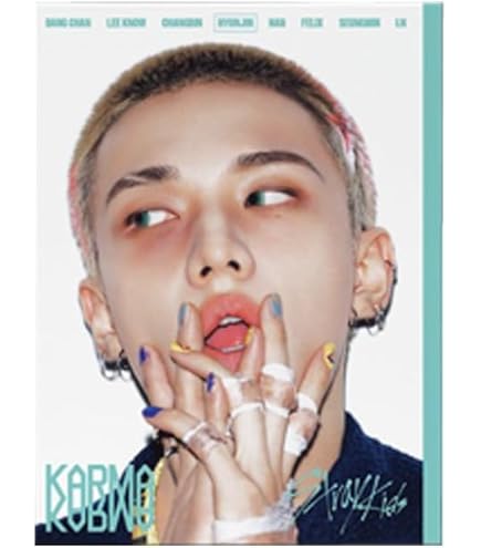 Amazon.com: STRAYKIDS KARMA [ACCORDION Verr.] 4th Full Album