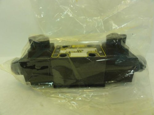 PARKER DIRECTIONAL VALVE D1VW001CNYW 82 *NEW OUT OF BOX*