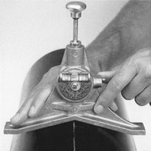 Jackson Safety Pipe Marker Centering Head Tool, CurvO Jumbo 7, To