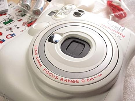 Amazon Co Jp ライカpanasonicオリンパス好きにもfujifilm チェキinstax Mini 25 Helloo Kitty スヌーピー好きにも フィルムつき ホビー