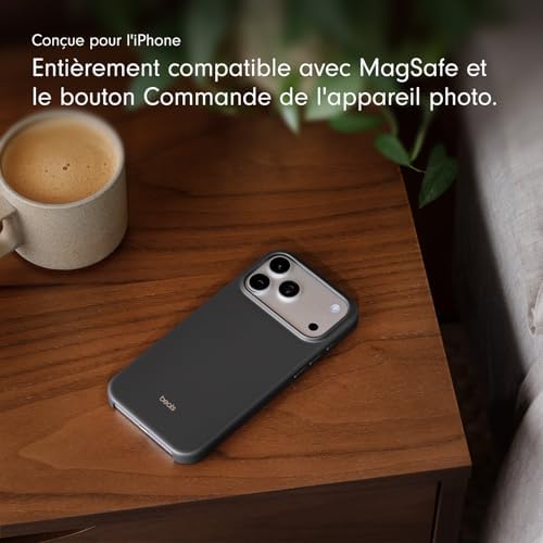 Coque pour iPhone 17 Pro Max équipée MagSafe avec Commande de l'appareil Photo, Fini Mat, Doublure en Tissu Microfibre - Gris Granite