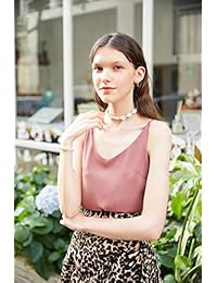 Hugitout Women's Natural Cowrie Shell Necklace, Handmade Shell Choker Adjustable Necklace Hawaii Beach Boho Jewelry