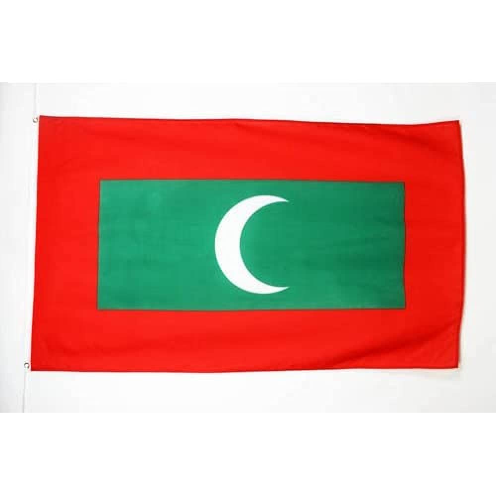AZ FLAG - Maldives Flag - 3x5 Ft - 100D Polyester Maldivian Banner with Two Metal Grommets - Fade Resistant - Vivid Colors - 3' x 5' Feet - 150x90 Cm — image 1