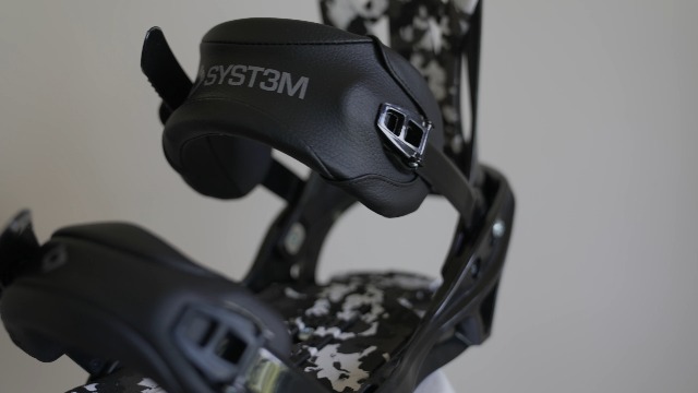 System MTN APX All-Mountain Snowboard Package