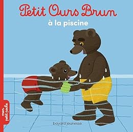 Petit Ours brun à la piscine