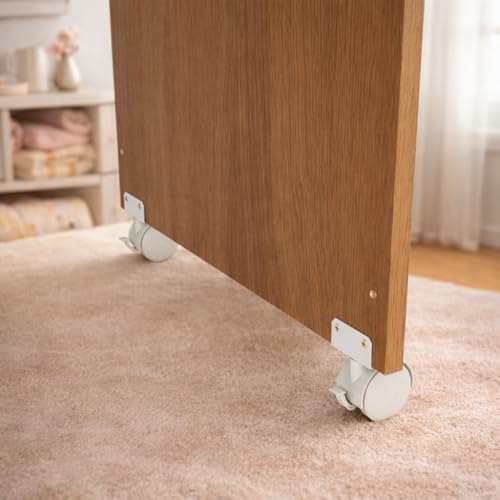 Mini Berço Infantil Nina 2 em 1 Chiqueirinho com Rodízios e Colchão Incluso Portátil Moderno Confortável Seguro Recém-Nascido Bebê Menina Menino Suporte Mosqueteiro (Branco/Freijó)