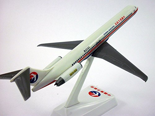 China Eastern MD-82 Airplane Miniature Model Snap Fit 1:200 Part# AMD-08000H-018