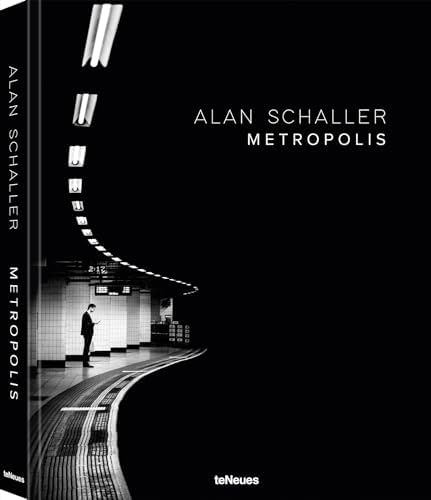 Naked City: Weegee, Arthur 'Weegee' Fellig: 9780306812040: Amazon