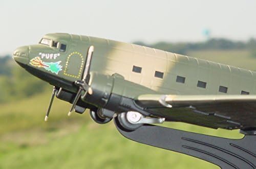 1/72 Ertl Puff FC-47 DC-3 C-47 Airplane by Military Airplane