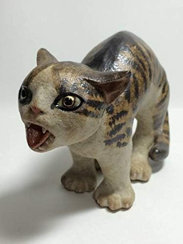 Amazon Co Jp 威嚇する猫 茶キジ白猫 置物 松尾昭典 焼き物 陶器 猫 ねこ ネコ Hobby
