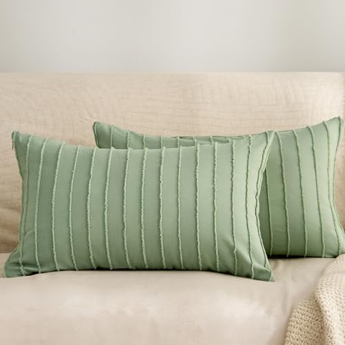Jellymoni Light Green Tufted Pillowcases
