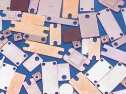 Molybdenum(85%) Copper (15%) Heat Sinks with Nickel and Gold Plating - 0.326''x0.171''x0.010'' w/avg 100-200 µ" Ni + 10-20 µ" Au, Package of 26