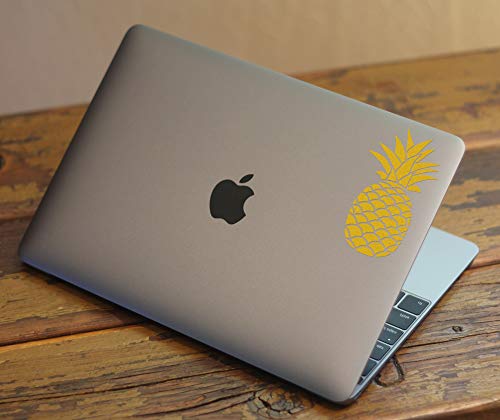 ViaVinyl Pineapple decal. Perfect for automobile windows, iPhone and Android cell phones, iPad and Tablets, Macbook Laptops and more! (Gold)