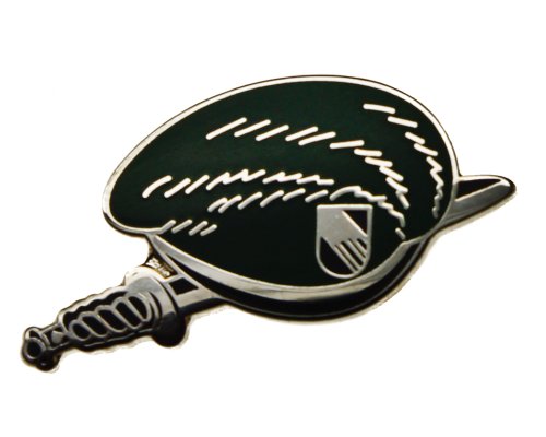 Green beret special forces us army hat lapel pin