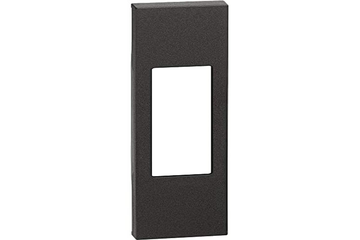 BTicino Living Now Cov. 10/16A 1M ITA Socket, Black