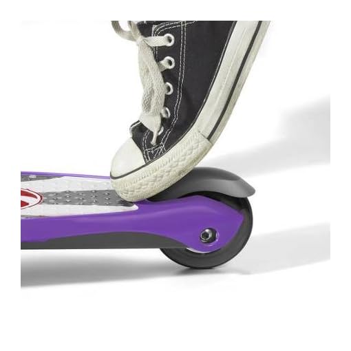 Radio Flyer Lean 'N Glide with Light-Up High-performance Urethane 3-Wheels, Fast, Smooth Ride, Heavy-duty Deck, Durable,Kids Scooter- Purple - Image 7