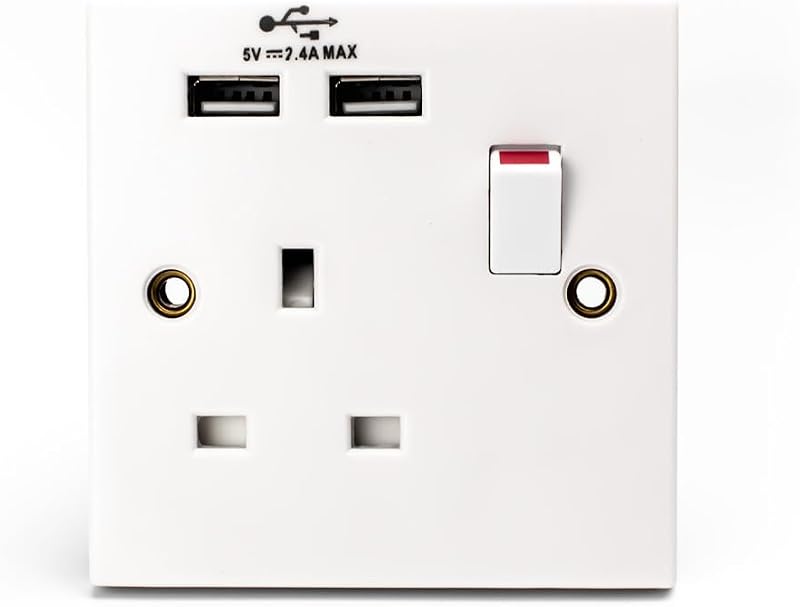 Status UK Plug Socket 1 Gang Switched with 2 USB Ports White S1G13A2USBSWS4