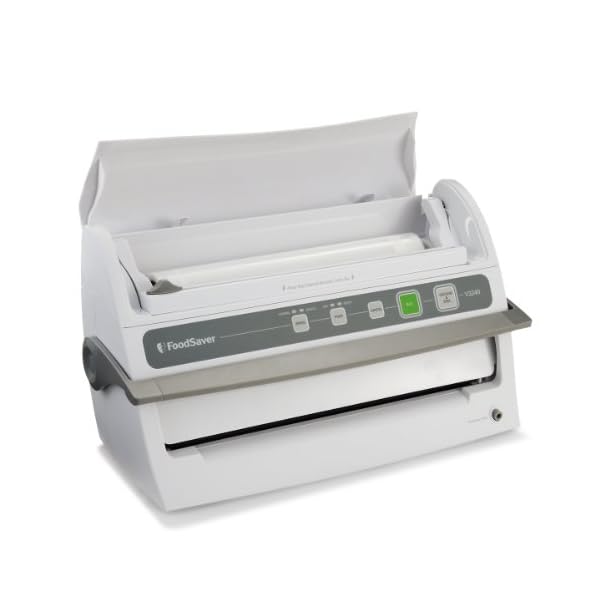 FoodSaver-V3240-Vacuum-Sealing-System-with-Starter-Kit
