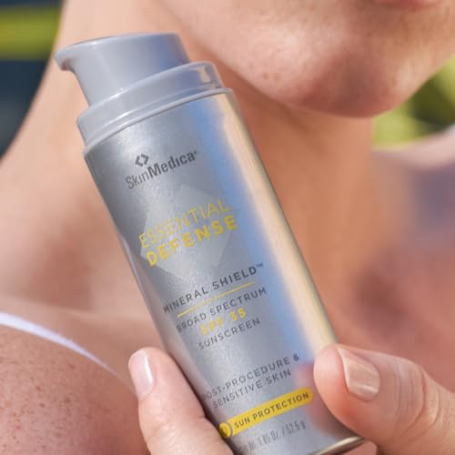 SKINMEDICA ESSENTIAL DEFENSE EVERYDAY CLEAR SPF 47 SUNSCREEN FOR FACE – THIS LIGHTWEIGHT, FACIAL SUNSCREEN IS IDEAL FOR OILY AND/OR COMBINATION SKIN, 1.85 OZ