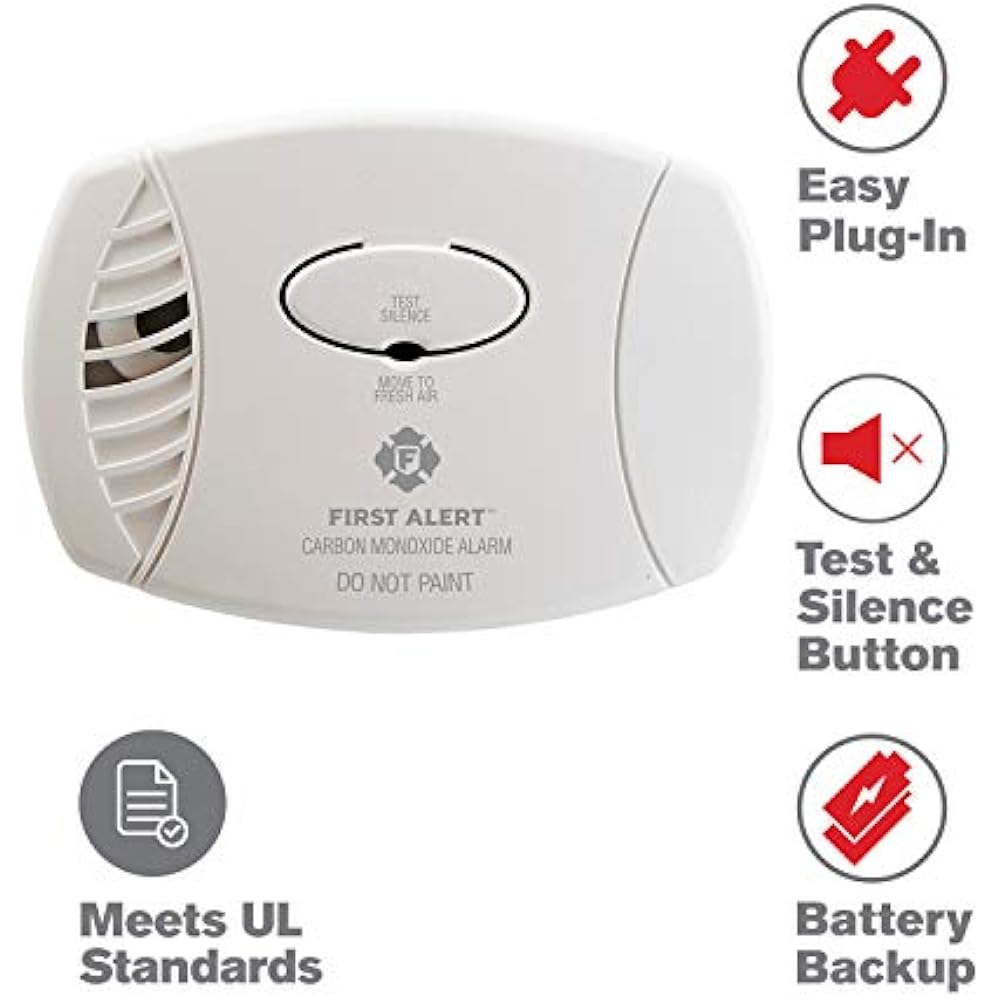 First Alert CO605 PlugIn Carbon Monoxide Detector With Battery Backup