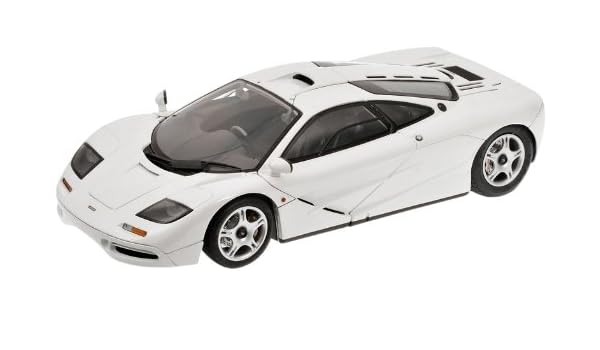 Amazon Com 1994 Mclaren F1 Road Car White 1 12 By Minichamps