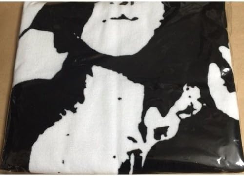 Amazon 赤西仁 バスタオル Jin Akanishi Live Tour 16 Audio Fasion 最新ソロコンサート会場販売グッズ アイドル 芸能人グッズ 通販