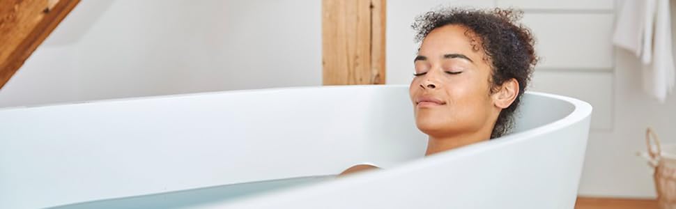 Kneipp Aroma-Pflegeschaumbad Goodbye Stress - Badezusatz mit ätherischen Ölen aus Rosmarin & Wasserminze für weniger Stress & positive Energie - erfrischender Duft - 400ml 4