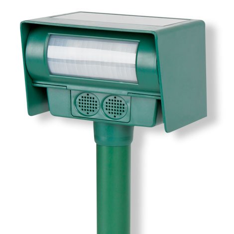 Bell and Howell Solar Animal Pest Repeller Bell and Howell Solar Animal Pest Repeller