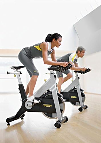 bicicleta spinning technogym