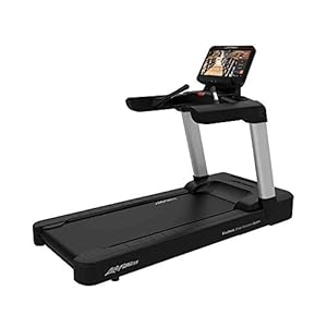 Life Fitness Integrity Series Standard Treadmill with Discover SE3 HD
