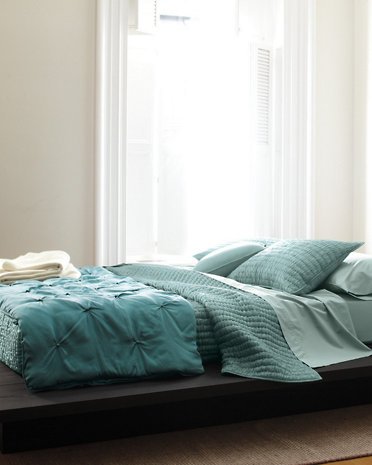 Amazon Com Eileen Fisher Seasonless Silk Comforter King Soft