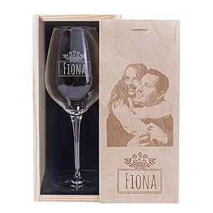 Amikado – Copa de Vino y Caja grabada con Foto – Dimensiones altura 22 cm x diámetro – 8,5 cm | Capacidad: 43 cl