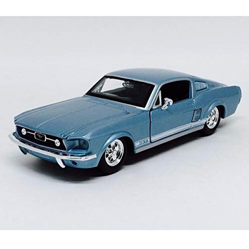 Maisto 1:24 Scale 1967 Ford Mustang GT Diecast Vehicle Red