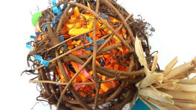 QIBOX Parrot Chewing Toy for Small Medium Birds, Natural Hand-Made Chewing Hanging Toy, Rattan Ball Cage Toy Preening Toy for Bird Parrot African Budgie Macaw Parakeet Cockatiel Lovebird Cage Toy