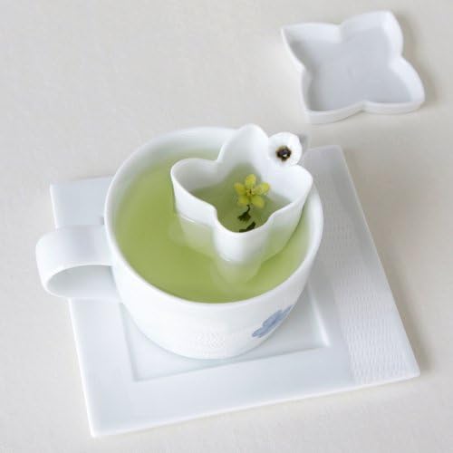Blue and White Porcelain Flower Petal Design Ceramic Pottery Personal Tea Leaf Brewing Infuser Filter Strainer Cup Mug Teacup Saucer Gift Set