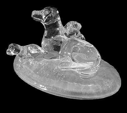 Amazon Com Cristal D Arques Crystal Labrador Dog Family Figurine Home Kitchen