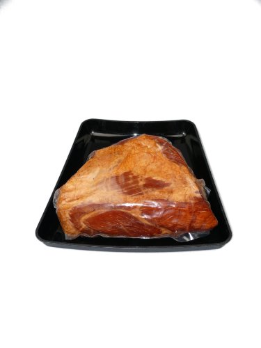 Schwarzwald-Metzgerei-Badisches-Schufele-saftiges-Stck-aus-der-Schweineschulter-gepckelt-und-goldgelb-geruchert-900g-am-Stck