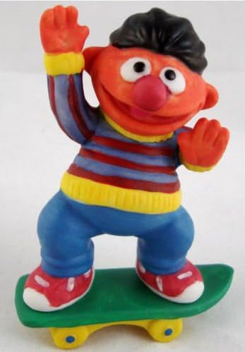 Enesco ** Sesame Street - Ernie On Skateboard Figure - 1993 ** 373796
