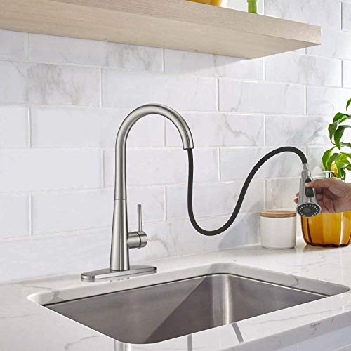 Pull Down Kitchen Faucet with Sprayer, Commercial Single Lever Sink Faucet, Stainless Steel Faucet for Kitchen Sink, Single Handle Single Hole Brushed Nickel Kitchen Faucets with Pull Down Sprayer