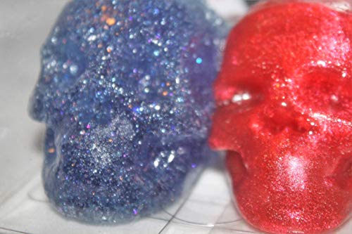 GET 2 JELLY SKULL SHAPED SOAP BARS 1 IN RED & 1 IN BLUE 2 DIFFERENT SCENTS THEY HOLD SHAPE AND LAST A VERY LONG TIME KIDS LOVE IT