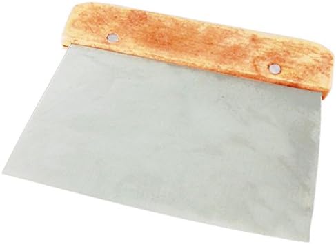 Racloir En Acier Inoxydable Avec Poignee En Bois Pour Racler Des Poudre Rapide Outil Pour Faire Des Pains Pizza Nouilles Ravilis Baozi Ect Amazon Fr Cuisine Maison