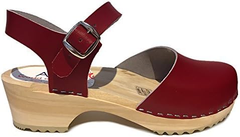 red clog sandals