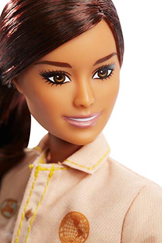 Barbie GDM48 Barbie Umweltschützerin Puppe – Bild 4