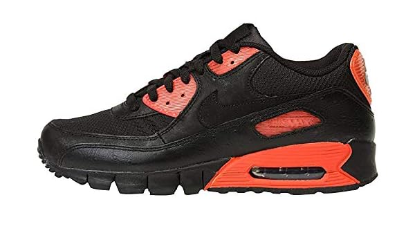 black nike trainers leather