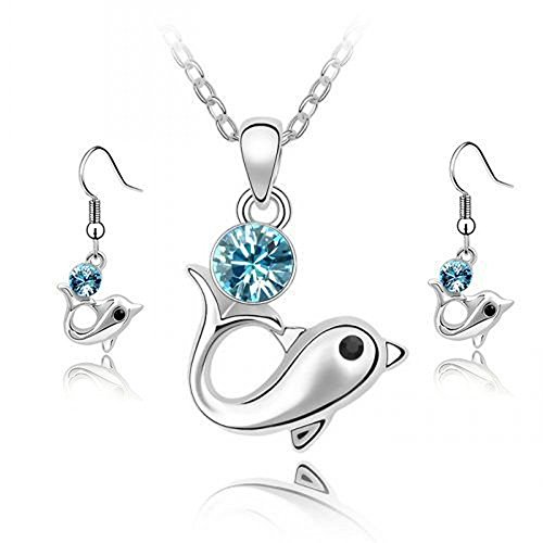 5 Stunning Pendant Necklace and Earring Sets For Your Girlfriend
