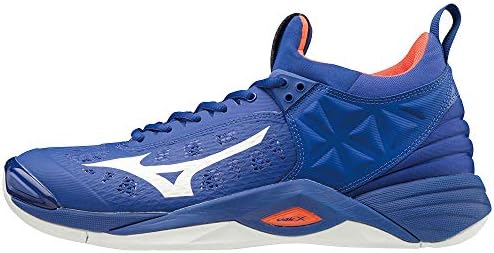 tenis de verniz com salto