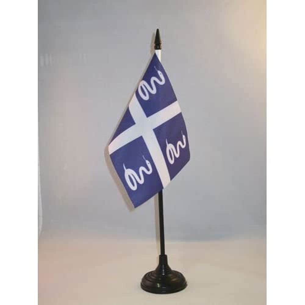 AZ FLAG - Martinique Table Flag 4'' x 6'' - French region of Martinique Office Mini Banner 100% Polyester 15 x 10 cm - Mini Desk Flag with 10'' Pole and Black Plastic Base