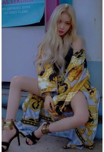 Flourishing Incl. 76pg Booklet, Postcard + Photocard
